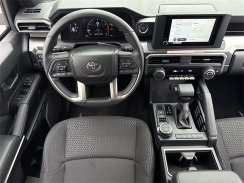 Used 2025 Toyota 4Runner SR5 image 11