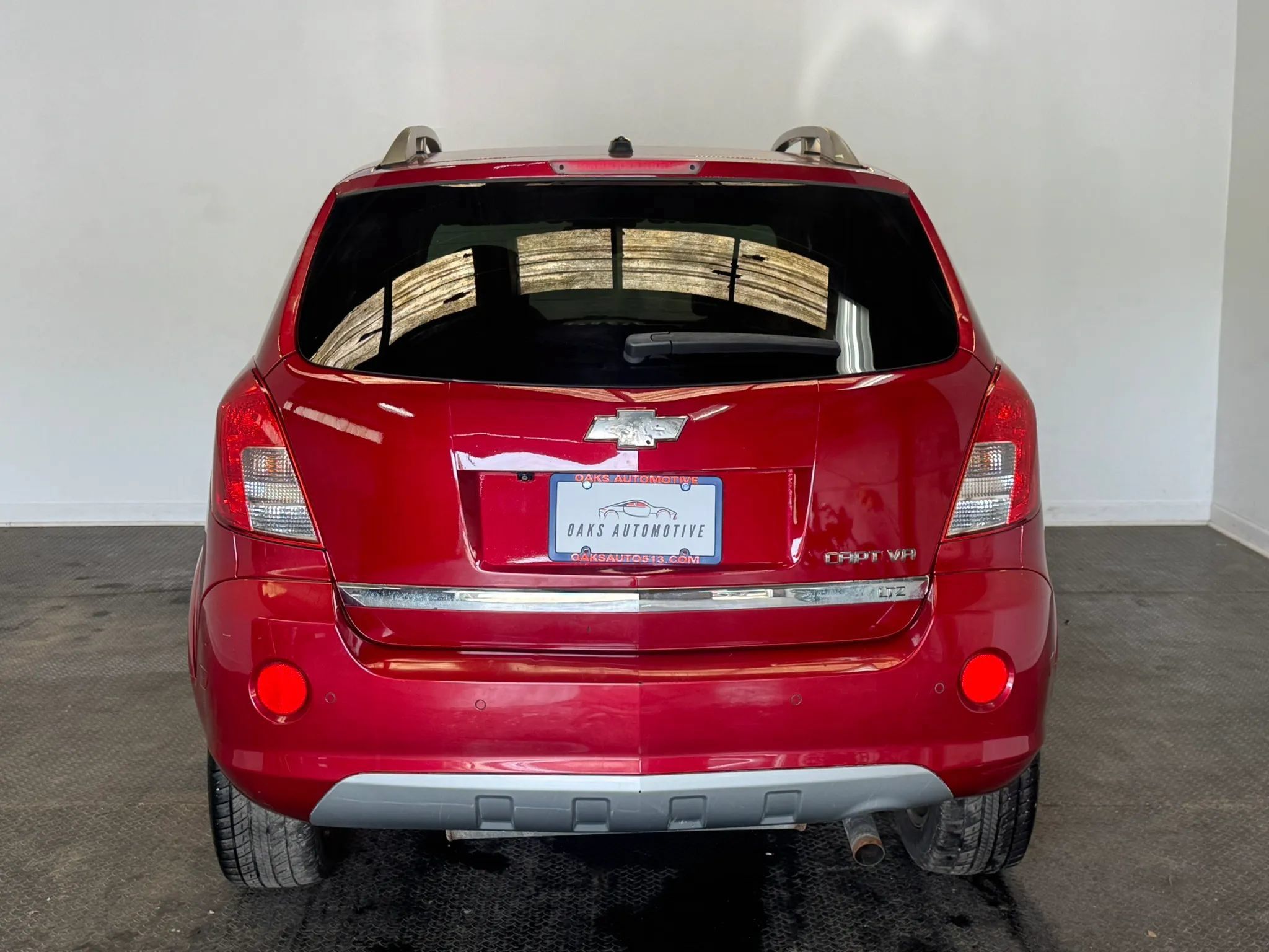 Used 2013 Chevrolet Captiva Sport LTZ FWD image 5