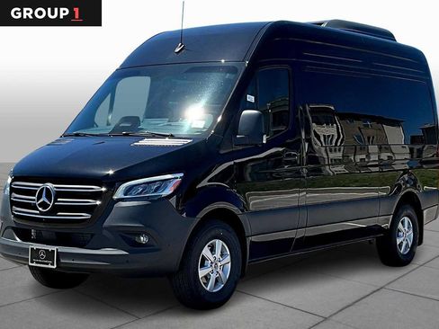 New 2026 Mercedes-Benz Sprinter 2500 image 1