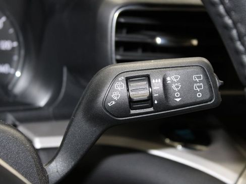 Used 2023 Ford Explorer XLT w/ Equipment Group 202A image 39