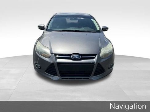 Used 2014 Ford Focus Titanium FWD image 2