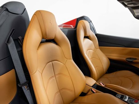 Certified 2018 Ferrari 488 Spider image 40