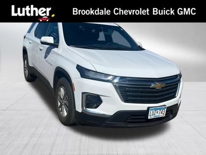 Used 2023 Chevrolet Traverse LT