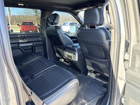 Used 2018 Ford F150 Raptor w/ Equipment Group 802A Luxury image 30