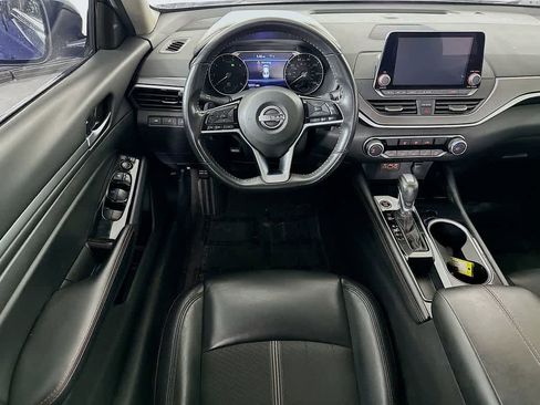 Used 2024 Nissan Altima 2.5 SR image 10