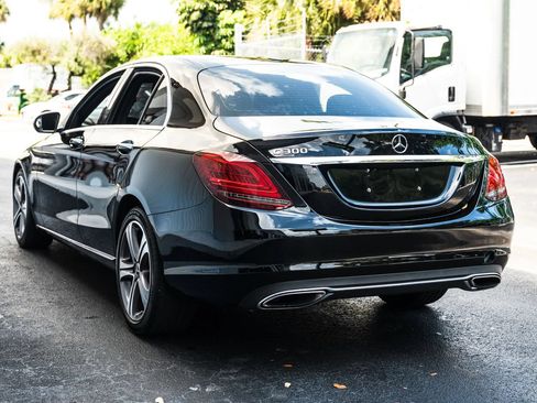 Used 2019 Mercedes-Benz C 300 Sedan w/ Premium Package image 9