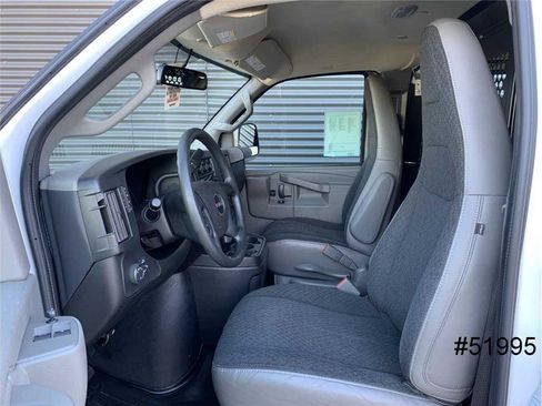 Used 2023 GMC Savana 2500 w/ Driver Convenience Package image 25