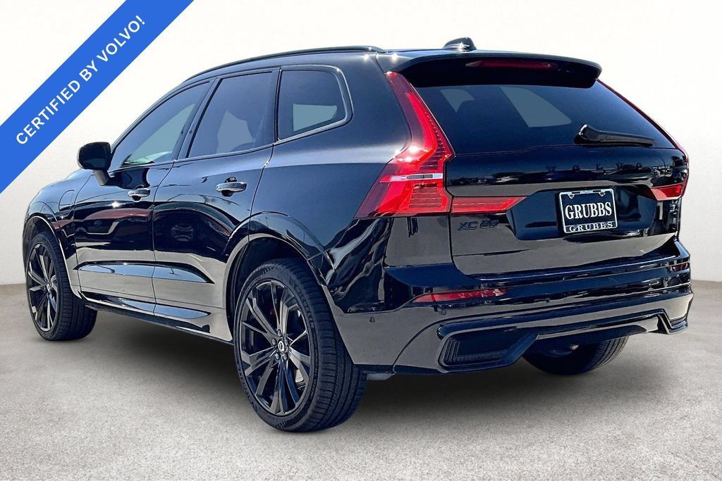 Used 2024 Volvo XC60 T8 Ultimate w/ Protection Package Premier AWD/4WD image 14