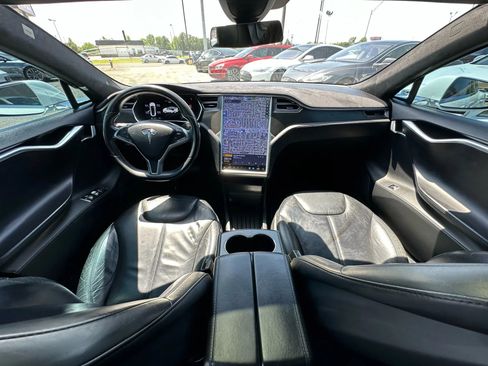 Used 2014 Tesla Model S image 2
