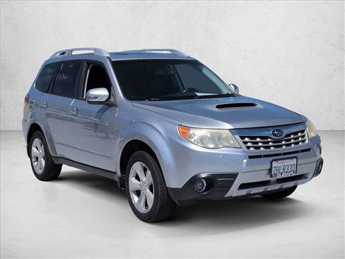 Used 2013 Subaru Forester 2.5XT Touring w/ Popular Pkg 2 AWD/4WD image 3