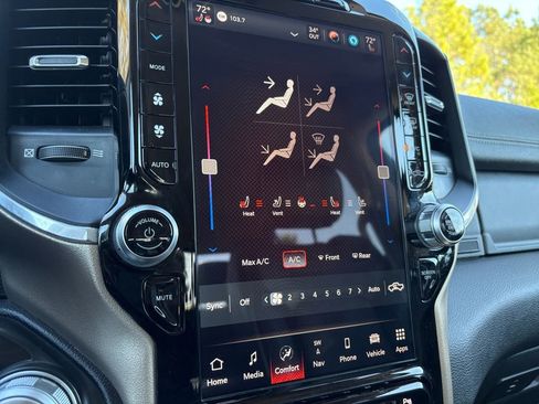 Used 2022 RAM 1500 Laramie image 3