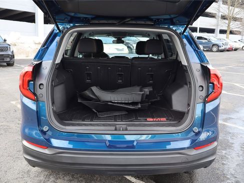 Used 2021 GMC Terrain SLE image 5