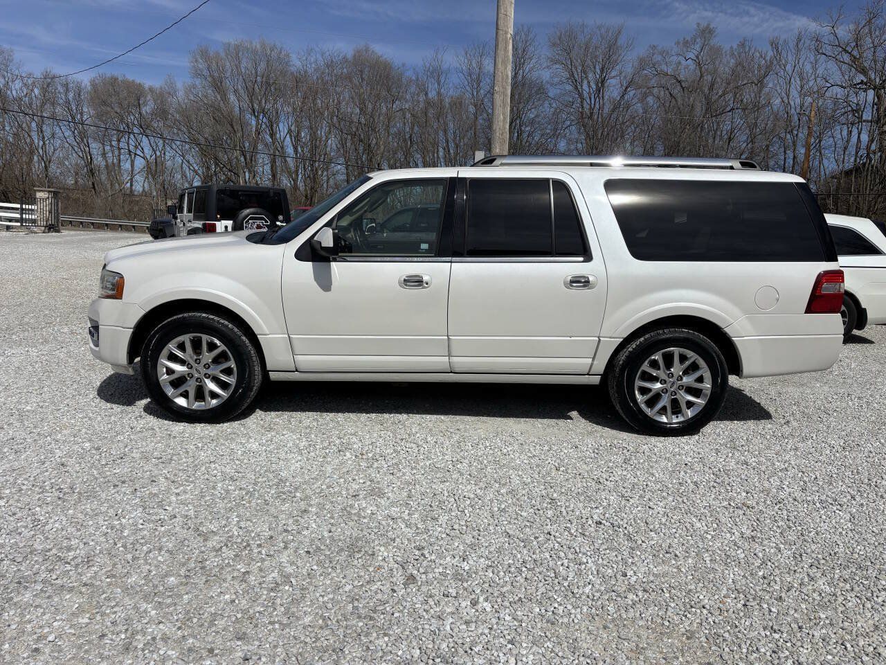 Used 2017 Ford Expedition EL Limited w/ Equipment Group 301A AWD/4WD image 1