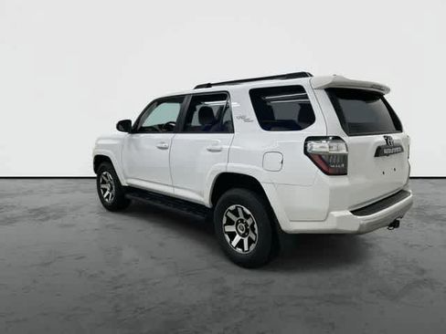Used 2024 Toyota 4Runner TRD Off-Road AWD/4WD image 9