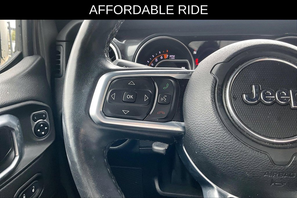 Used 2021 Jeep Wrangler Unlimited Sahara AWD/4WD image 16
