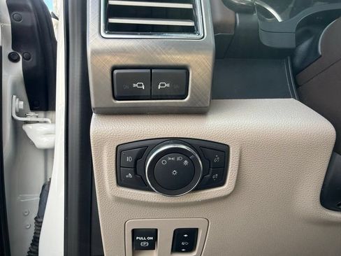 Used 2019 Ford F150 Limited AWD/4WD image 21