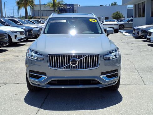 Certified 2024 Volvo XC90 B6 Plus AWD/4WD image 2