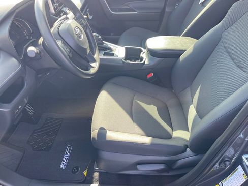 New 2025 Toyota RAV4 LE image 9