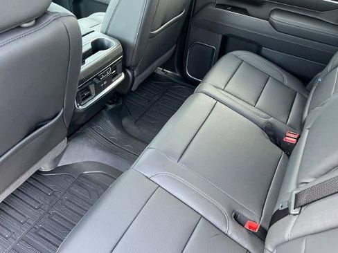 New 2026 GMC Sierra 3500 SLT w/ SLT Premium Package image 12