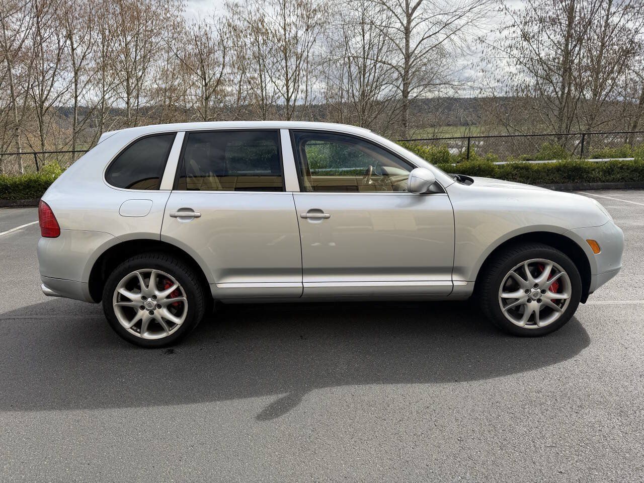 Used 2006 Porsche Cayenne Turbo S AWD/4WD image 5