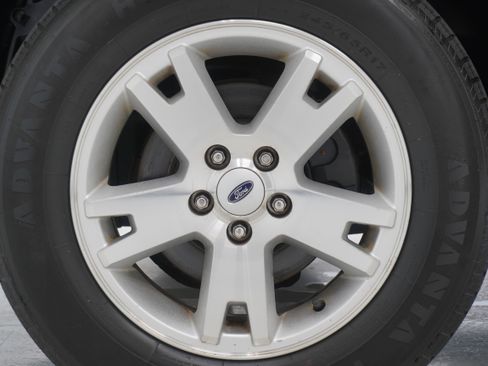 Used 2007 Ford Explorer Sport Trac XLT RWD image 23