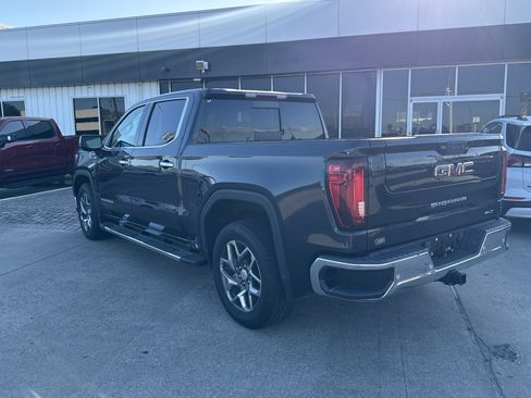 Used 2023 GMC Sierra 1500 SLT w/ SLT Premium Plus Package RWD image 8