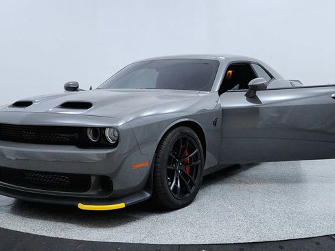 Used 2023 Dodge Challenger SRT Hellcat Redeye w/ Quick Order Package 27M image 9