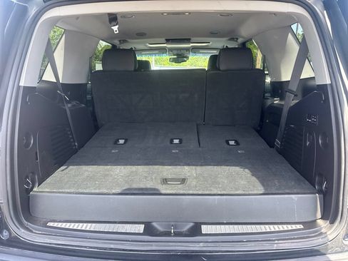 Used 2019 Chevrolet Tahoe Premier AWD/4WD image 14
