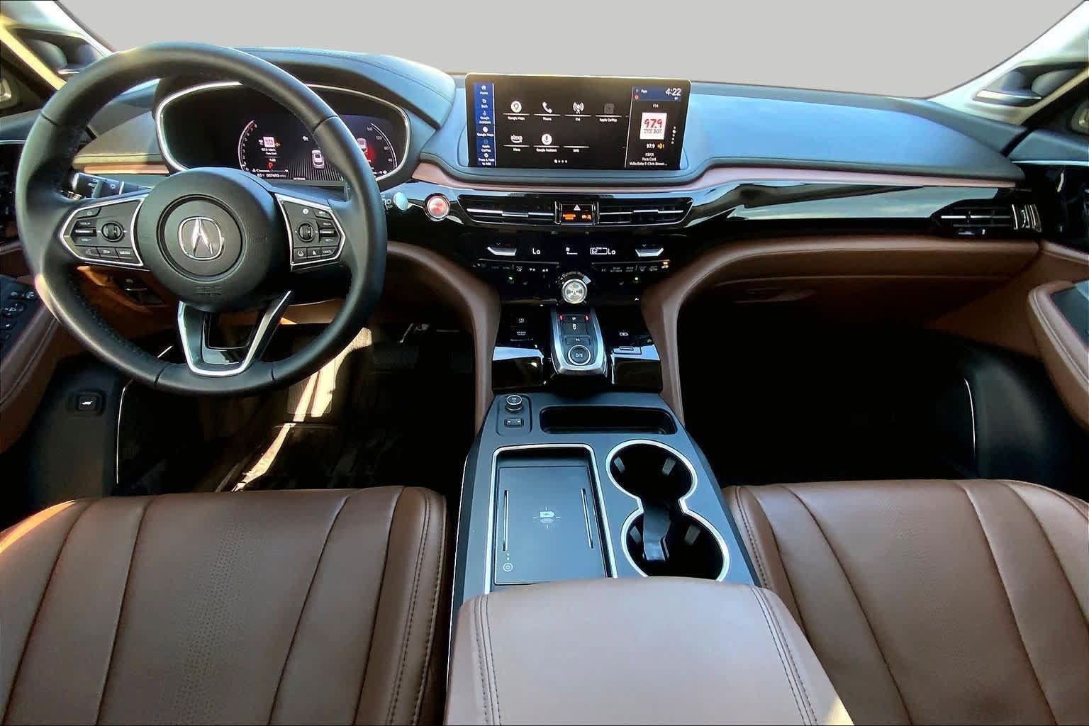 Used 2025 Acura MDX w/ Technology Package FWD image 16