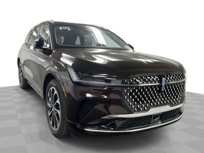 Used 2025 Lincoln Nautilus Reserve