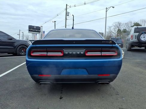 Used 2020 Dodge Challenger R/T Scat Pack RWD image 19