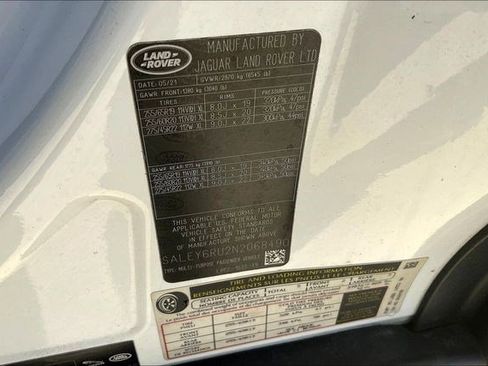 Used 2022 Land Rover Defender 90 X-Dynamic S image 40