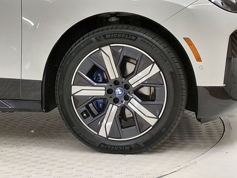 Certified 2023 BMW iX xDrive50 w/ Sport Package AWD/4WD image 10