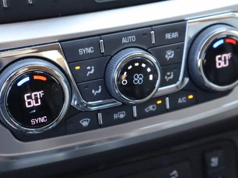 Used 2017 GMC Acadia Limited SLT FWD image 26