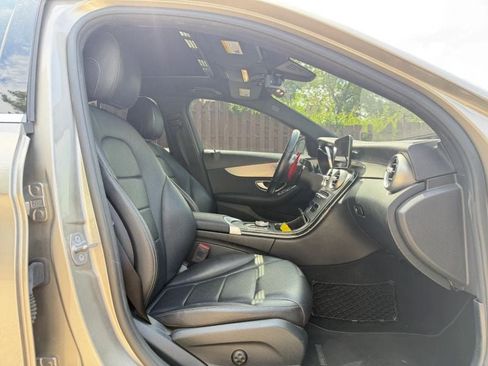 Used 2019 Mercedes-Benz C 300 4MATIC Sedan image 30