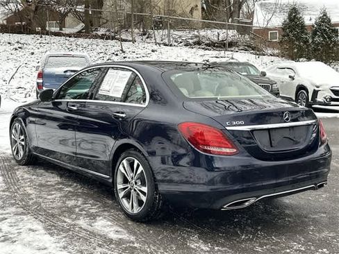 Used 2017 Mercedes-Benz C 300 Sedan image 31