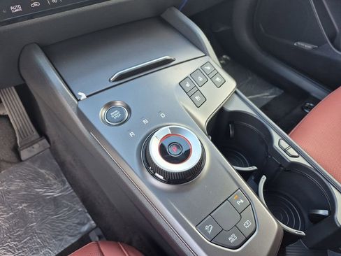 New 2026 Kia Sportage SX Prestige AWD/4WD image 9