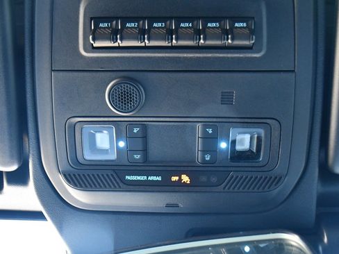 New 2025 Ford Bronco Badlands image 27