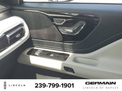 New 2026 Lincoln Aviator 2WD image 27