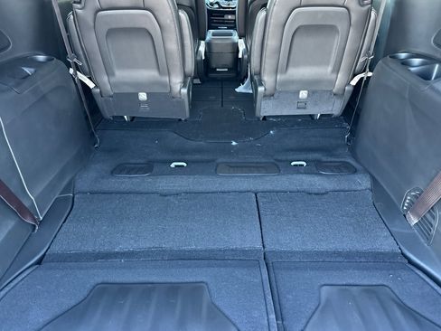 New 2026 Chrysler Voyager LX image 16