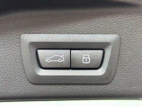 New 2026 BMW X5 sDrive40i w/ M Sport Package image 13