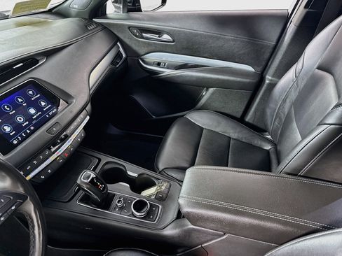 Used 2019 Cadillac XT4 Premium Luxury AWD/4WD image 25