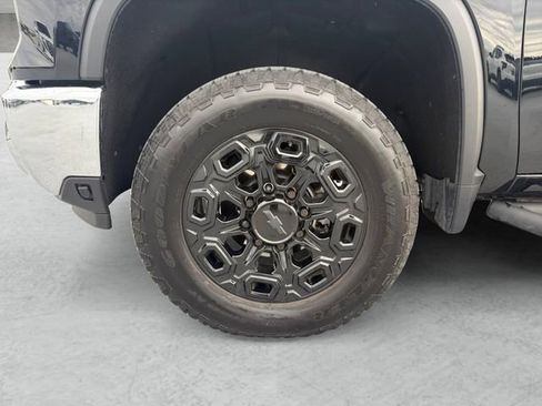 Certified 2025 Chevrolet Silverado 2500 LT w/ Leather Package image 23