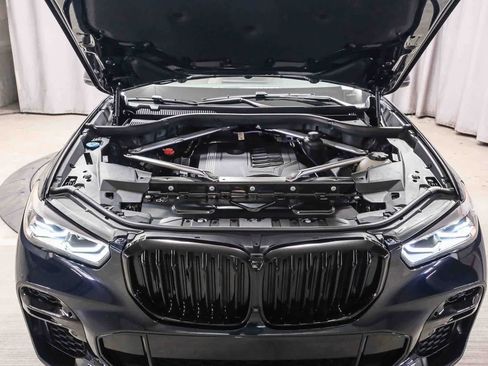 Used 2022 BMW X5 sDrive40i w/ M Sport Package RWD image 24