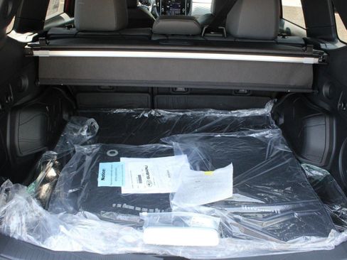 New 2025 Subaru Forester Limited image 9