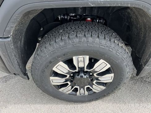 New 2026 GMC Sierra 2500 Denali w/ Denali Reserve Package AWD/4WD image 16