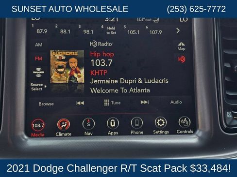 Used 2021 Dodge Challenger R/T Scat Pack w/ Dynamics Package RWD image 38