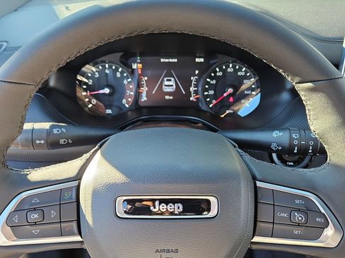 New 2026 Jeep Compass Latitude AWD/4WD image 21