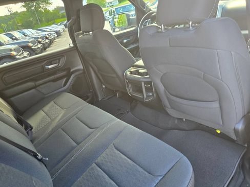 New 2026 RAM 1500 Express AWD/4WD image 24