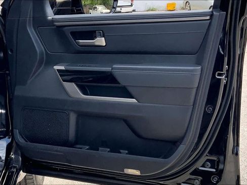 Used 2022 Toyota Tundra Limited image 21